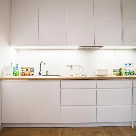 Vipwarsawapartments Amber Mennica 아파트 바르샤바