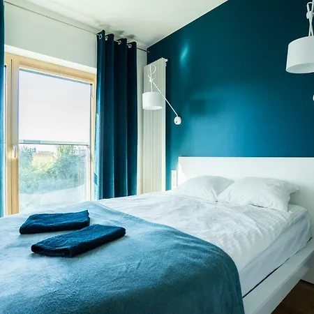 아파트 Vipwarsawapartments Amber Mennica *