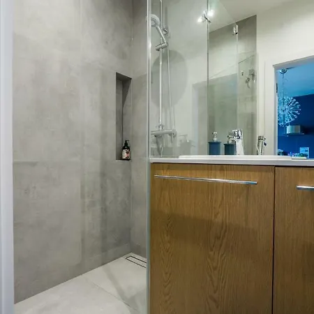Vipwarsawapartments Amber Mennica 아파트 바르샤바