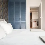 Vipwarsawapartments Amber Mennica アパート *