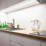 Vipwarsawapartments Amber Mennica アパート *