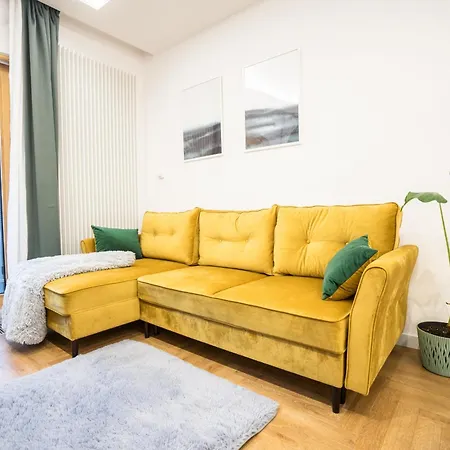 Vipwarsawapartments Amber Mennica * ורשה