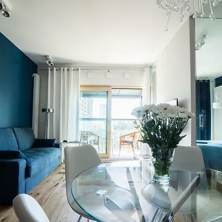 Vipwarsawapartments Amber Mennica *