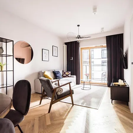 Vipwarsawapartments Amber Mennica *